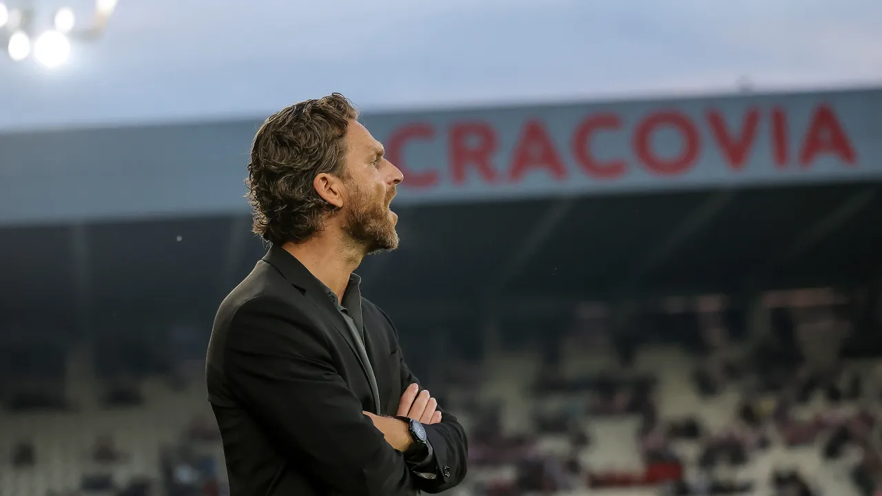 bartosz grzelak bez zwycięzstwa z cracovią