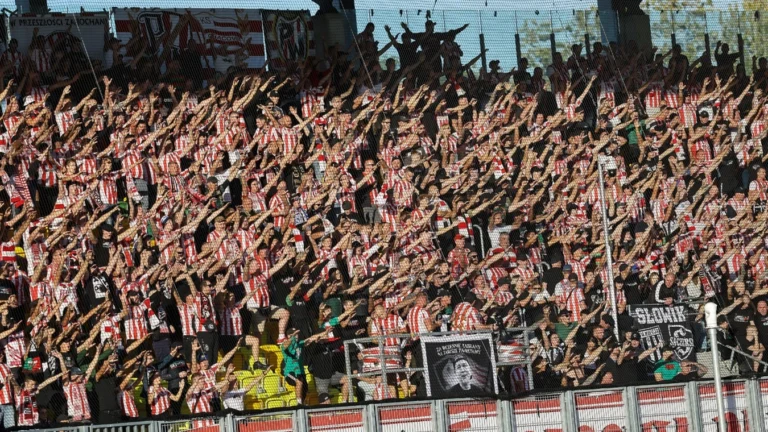 Kibice Cracovii na meczu w Katowicach - kiedy wielkie derby Krakowa z Wisłą?