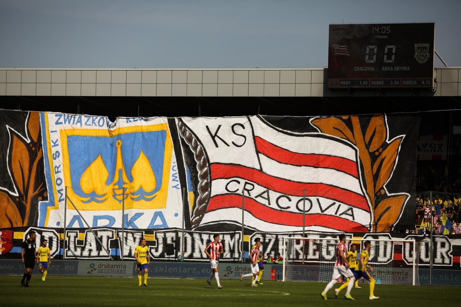 Arka Gdynia i Cracovia – kibice