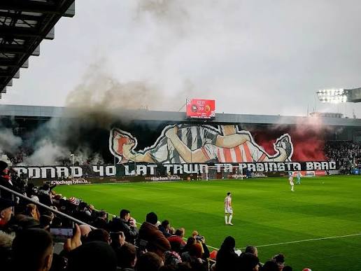 Sandecja Nowy Sącz i Cracovia – kibice